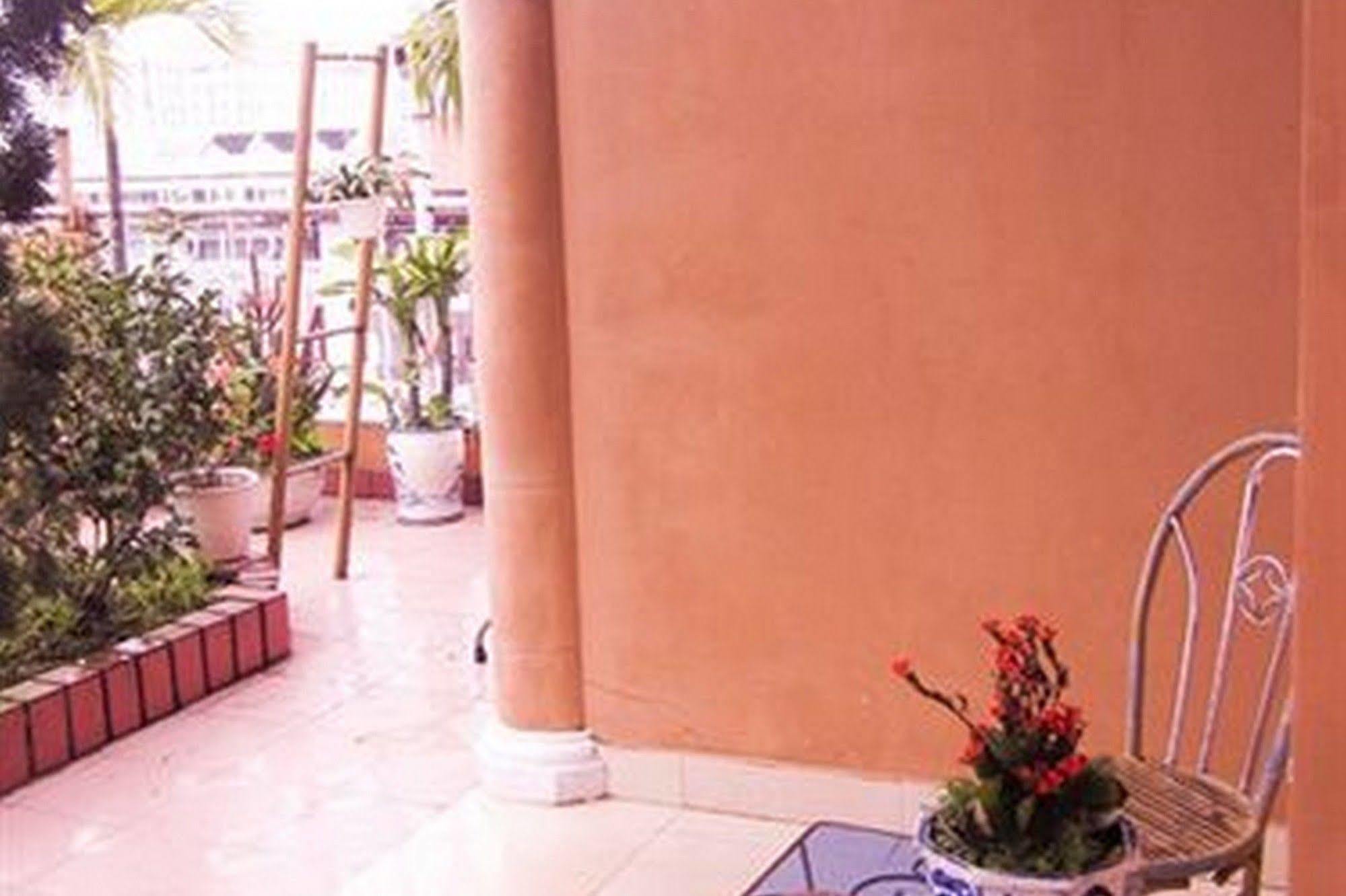 Binh Minh Sunrise Hue Hotel Eksteriør billede